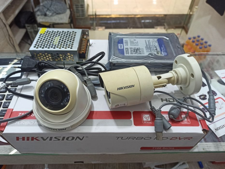 Две штук камера HD в комплекте б/у работает безотказно