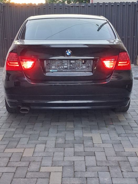 BMW e90/Lci 2.0 d/navi xenon angeleyes /euro5