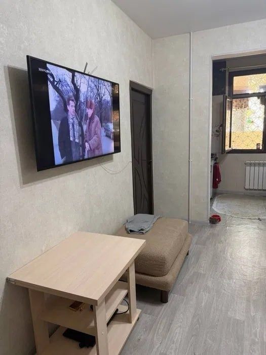 Квартира с подвалом +огородом . Чилонзор . 2в3 комнатная ор-р школа163