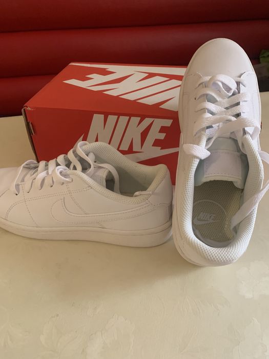 Дамски сникърси Nike Royale 2 номер 36.5