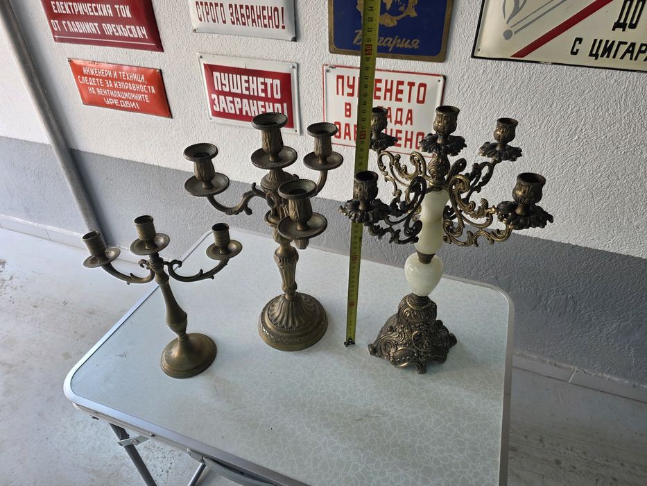 Стари посребрени чайници, месингови свещници,лампа, хаванчета, и менче