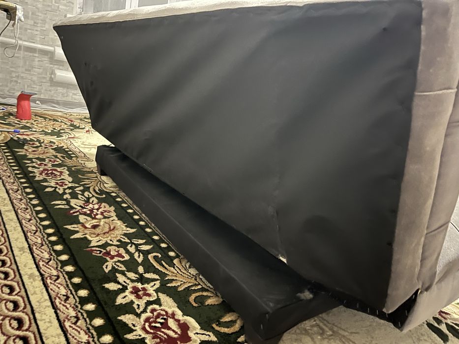 Продам диван в отличном состоянии