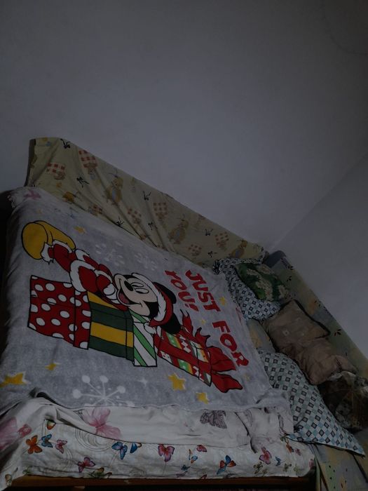 Pat de 3 persoane,personalizat