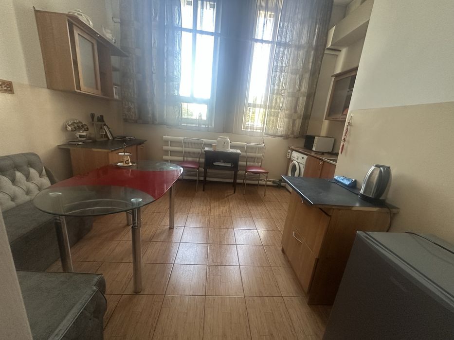 Продается коммерческая недвижимость,автосервис, склады. Земля 50 соток