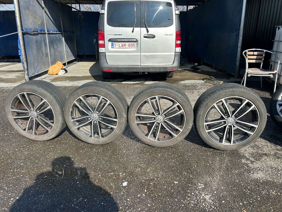 Jante Volkswagen + Cauciucuri vara 225/45/17 5x112 ET 49 Dot 04.2022