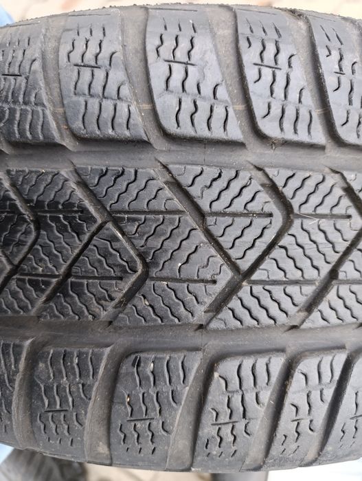 Jante Mercedes E class W 213 pe 18", anvelope iarna Pirelli Dot 2021