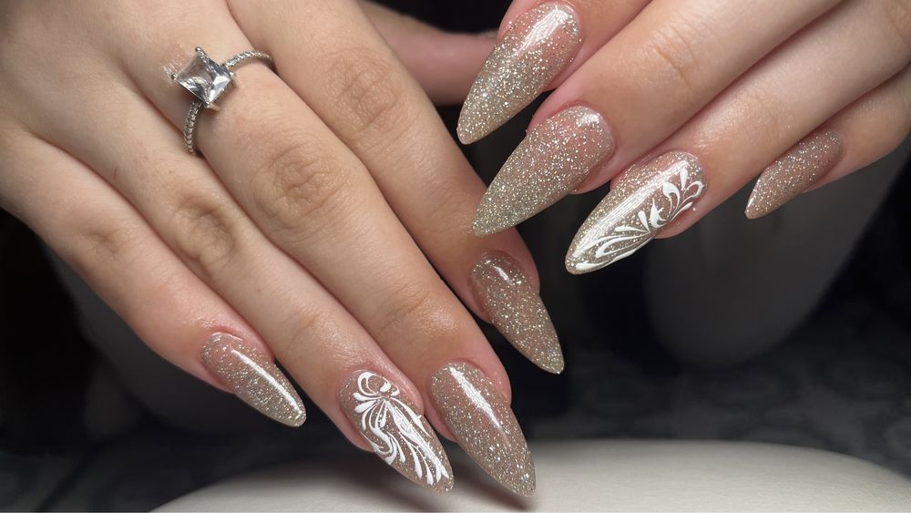 Unghii gel constructie