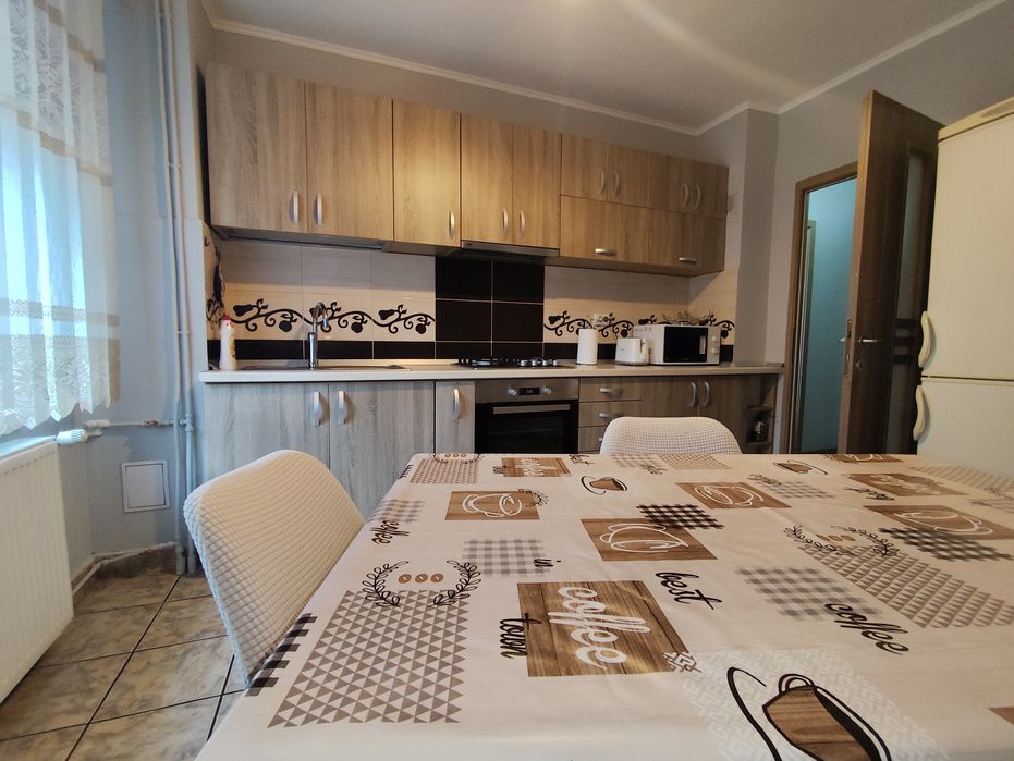 Închiriez  apartament  două camere