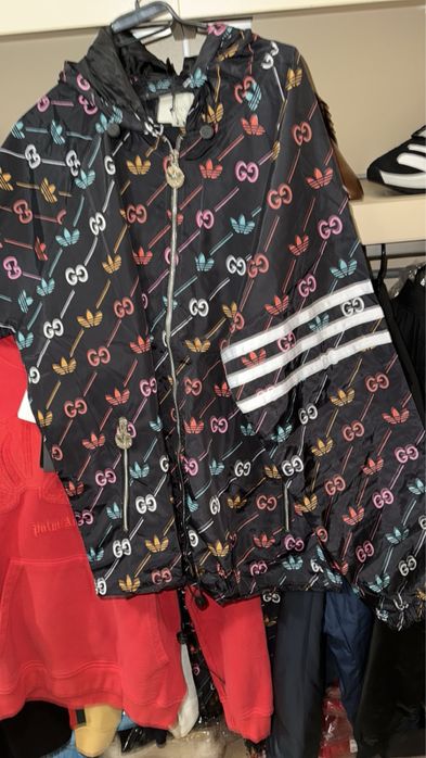 Продовам ветровки (якета)
