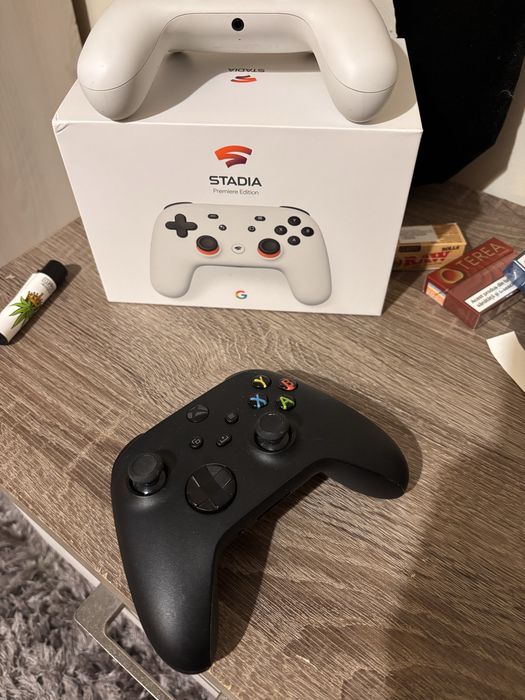 Controller Xbox series S - X  negru, nefolosit.