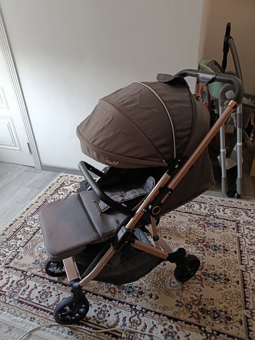 Коляска продается