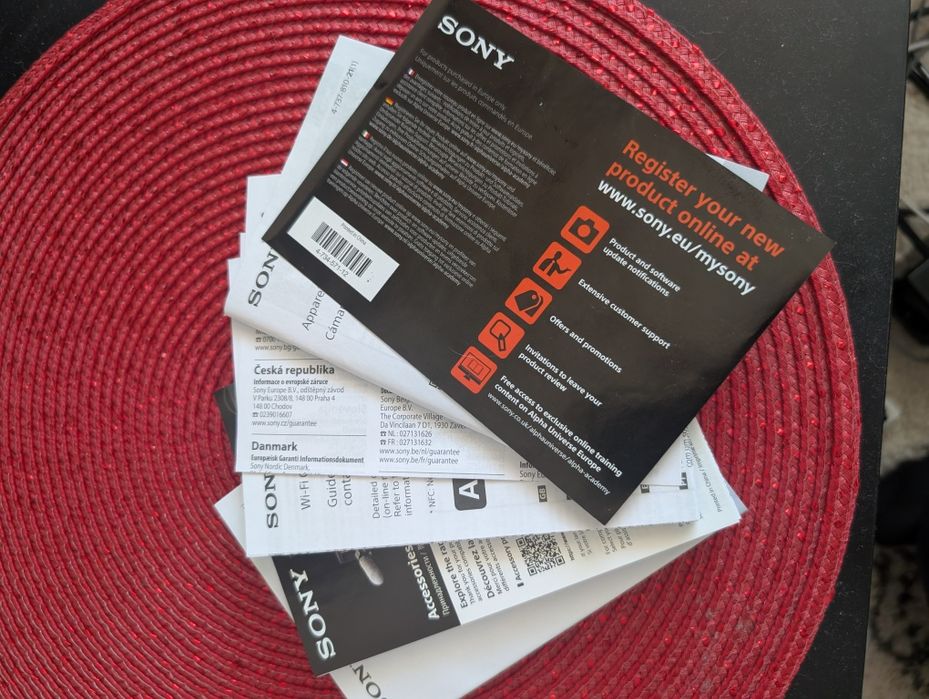 Aparat foto compact Sony RX100 VI nou