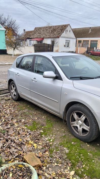Vând Mazda 3, an 2006