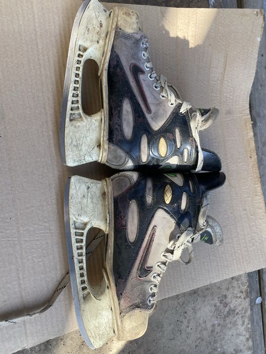 Коньки хокейные б/у