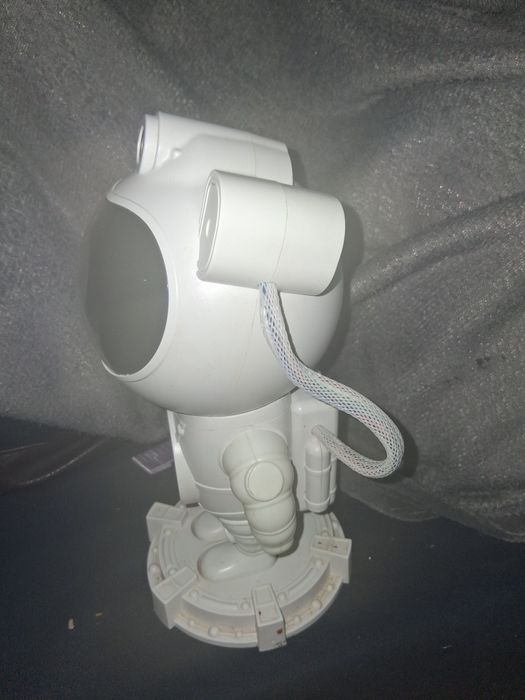 Robot astronaut joc lumini boxa si Bluetooth folosit dar de 2 ori