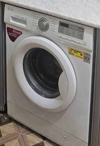Стиральная машина LG Direct Drive (6kg)