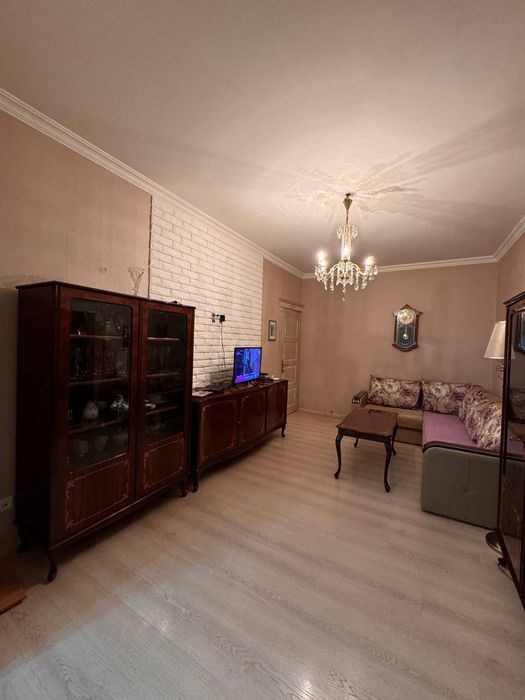 Беруни метро Анкология 3 хонали банковский дом