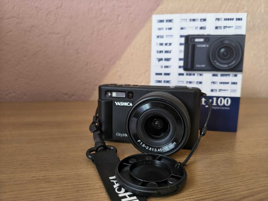 Aparat Foto Compact YASHICA City 100, Negru (In garantie)