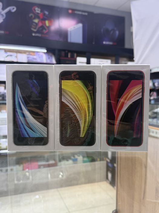 Perfectum Iphone Se 2020 64 новый пачка