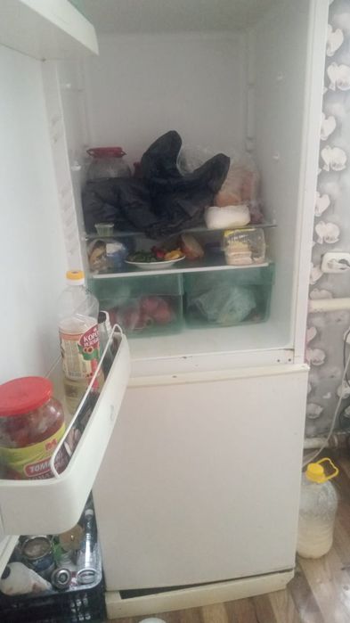 Холодильник двух камерныйБ.У