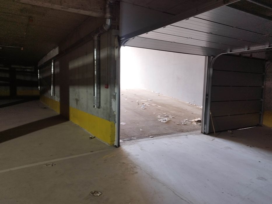 Дава се под наем Гараж / Паркомясто в Бургас, Меден рудник - зона А - 15 кв.м за 74.46 € - Снимка #2