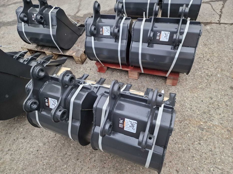 Cupa excavat 300 mm, 400 mm , 600 mm Caterpillar 428F2