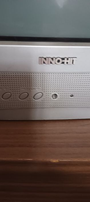 Телевизори 21    30 лева броя.