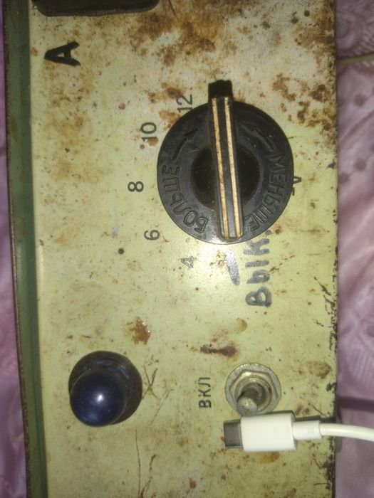 Продам советскую зарядку для аккумуляторов