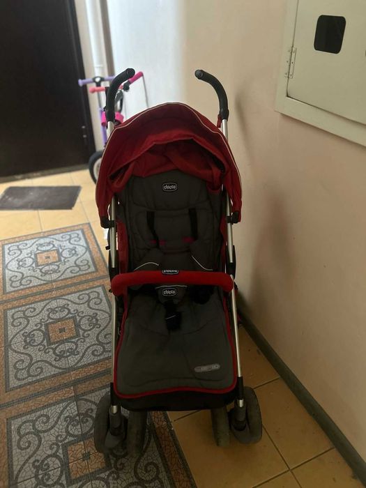 Продам коляску chico срочно, самовывоз