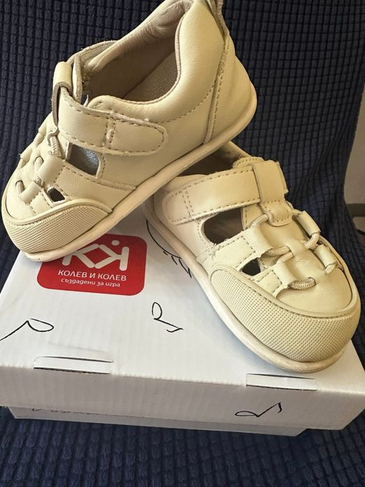Боси сандали , най-добрият избор за прохождане