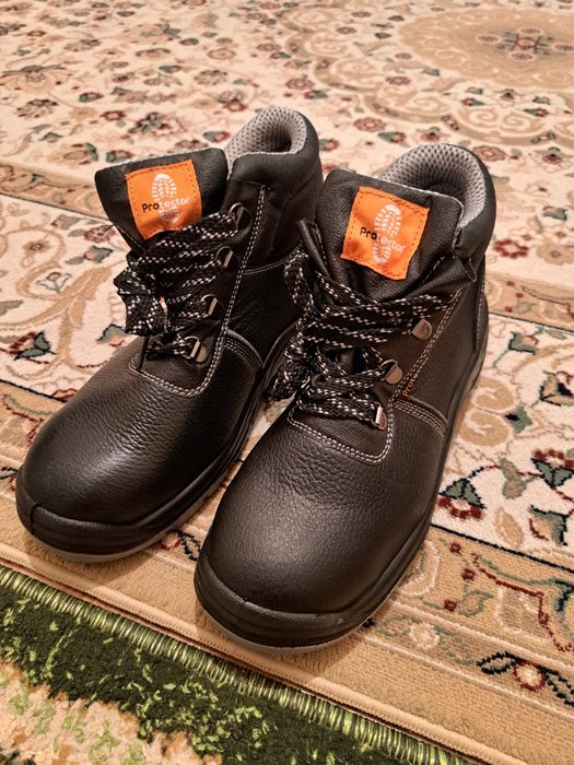 Продам спецодежду