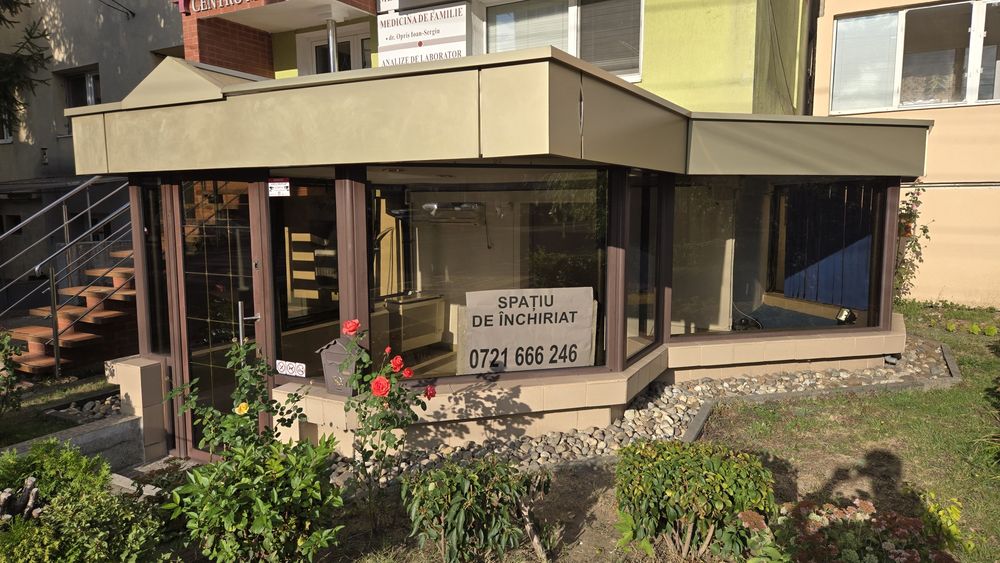 Spatiu comercial de închiriat Republicii 11