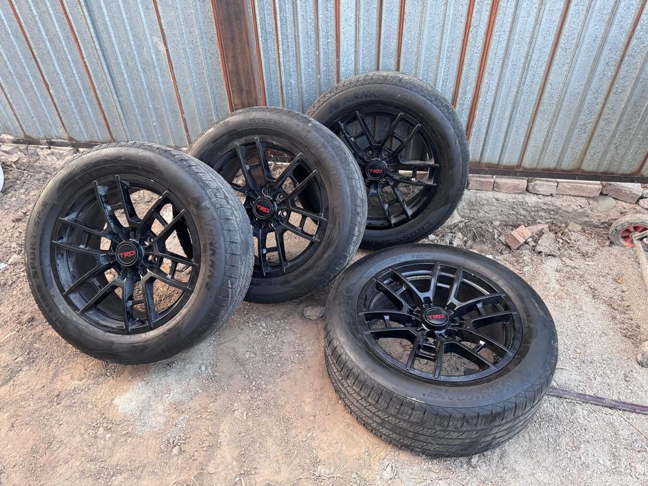 Диски с резиной TRD