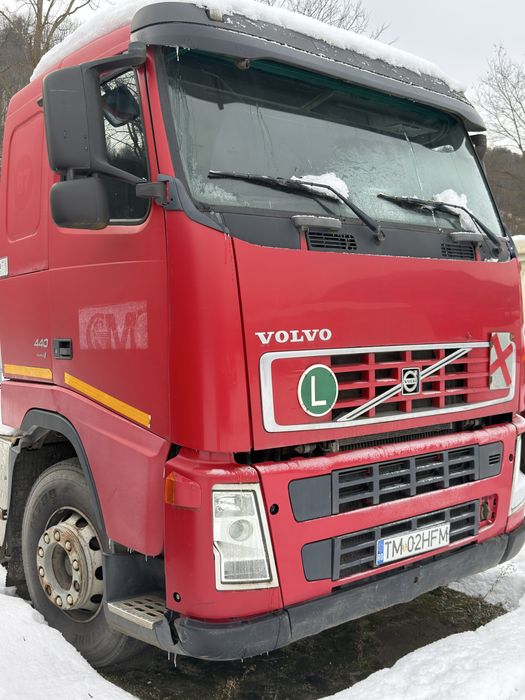 Cap tractor VOLVO an 2008