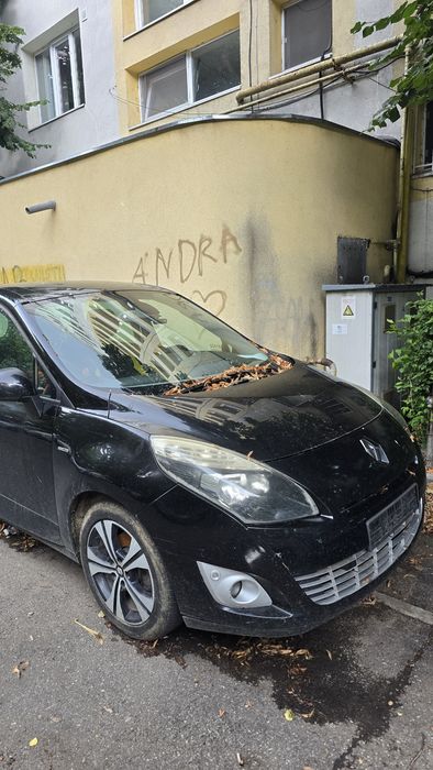 RENAULT Grand Scenic 2011 — imagine 2