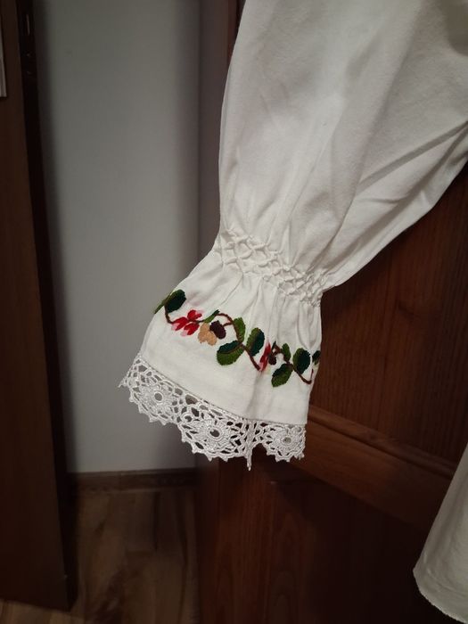 Ie traditionala cusuta manual