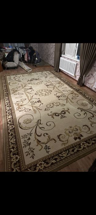 Продам ковер в отличном состоянии!!!