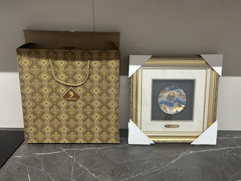 Картина от “Empire”