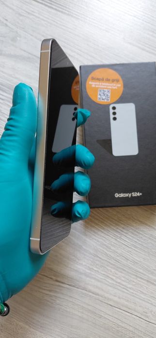 Samsung s24 plus grey