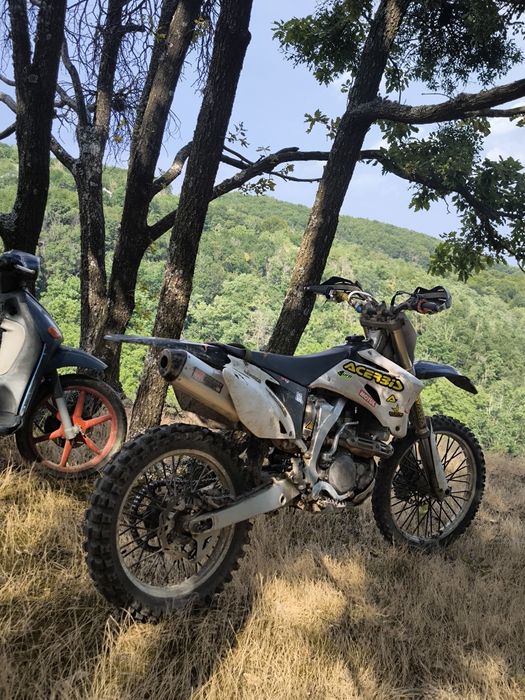 Vând sau schimb Yamaha yz 450f