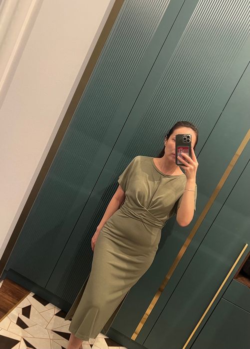 Платье Bershka, размер XS
