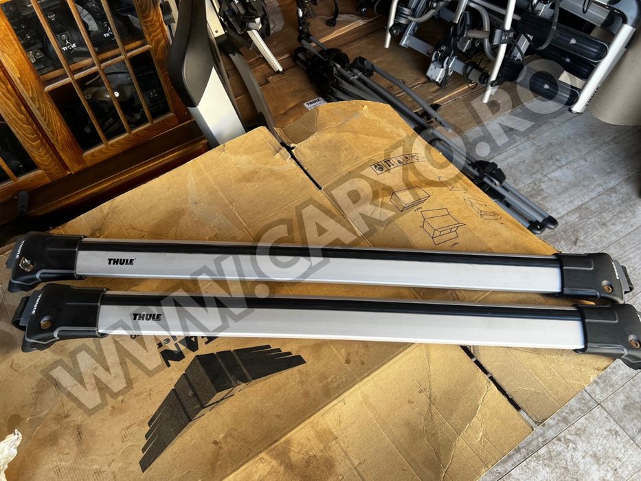 Thule WingBar Edge Railed