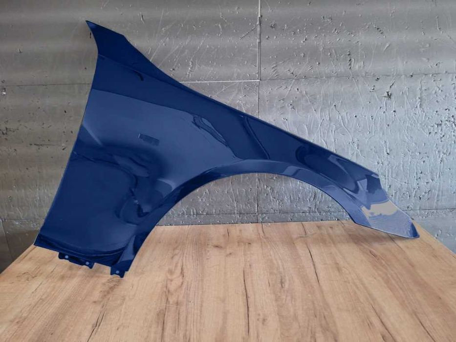 Aripa Fata Dreapta BMW E60 An 2003-2010 (Albastru (A51)) Otel