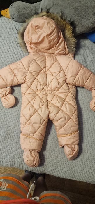Зимний комбинезон на девочку