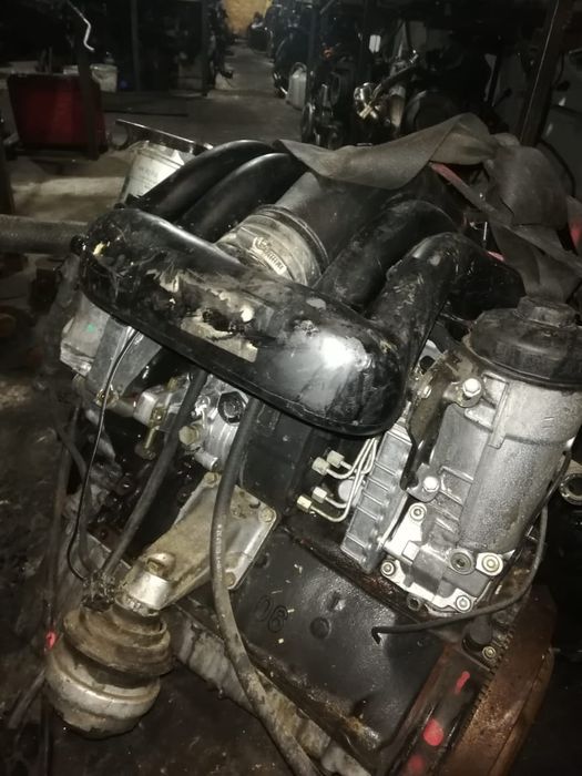 Двигатель на Мерседес 2.2л ОМ604 из Германии