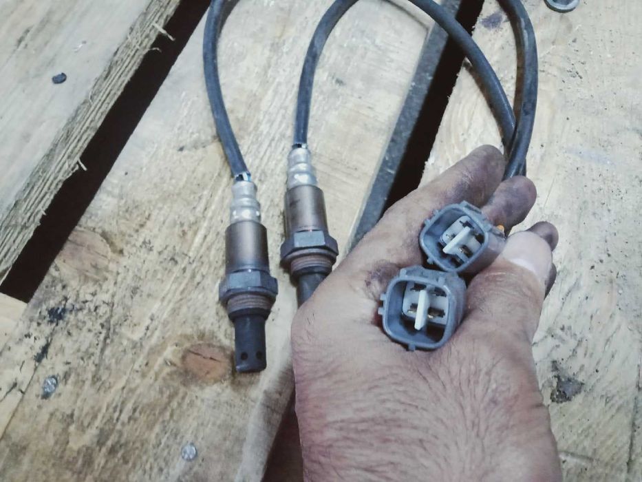 Оригинальный лямбда зонд от Toyota Camry 40