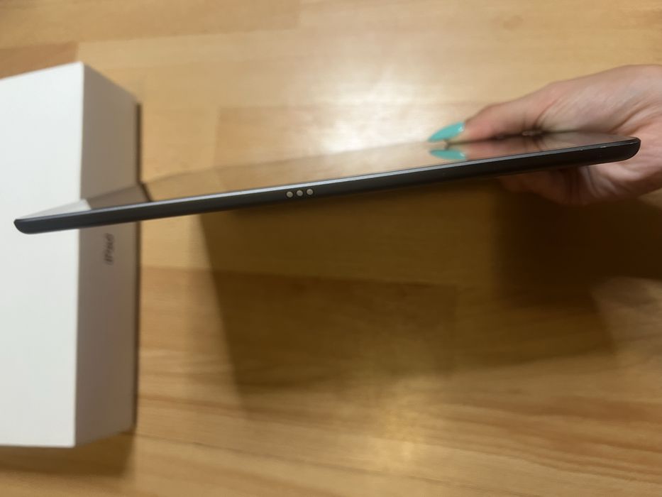 iPad 7th Generation Wi-Fi