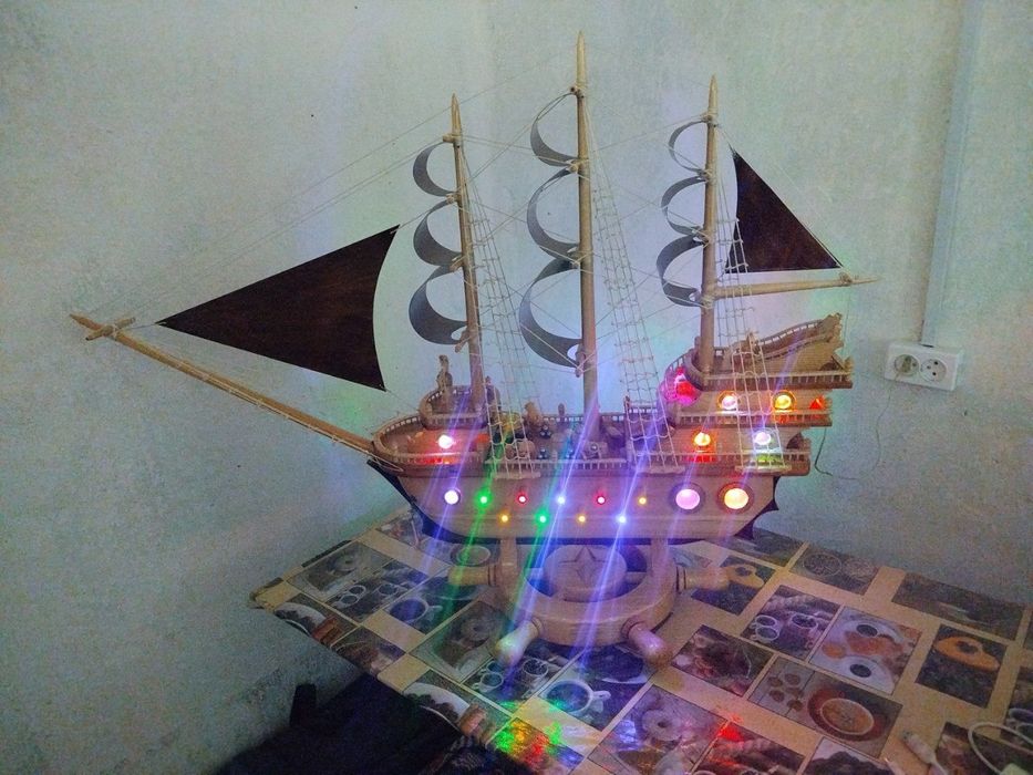 Корабль сундук  продаю срочно