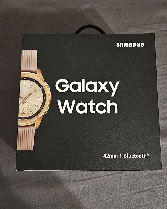 Смарт часовник Samsung Galaxy Watch 42mm