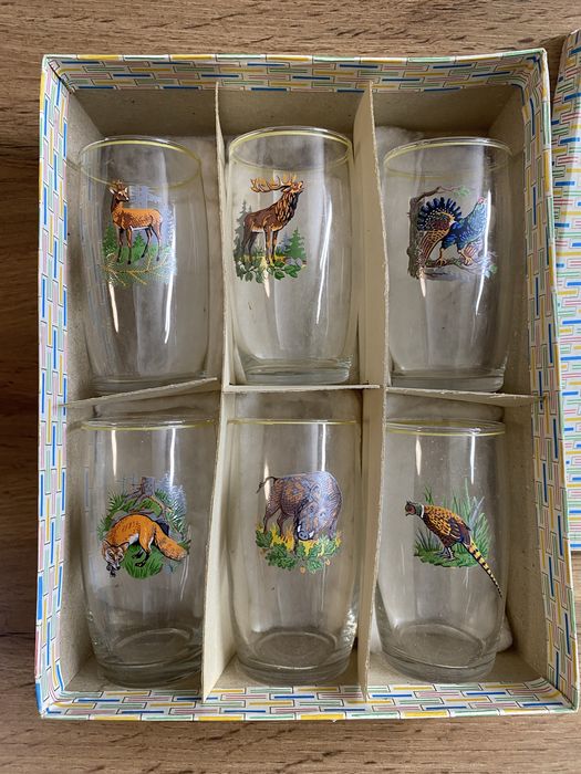 Стъклени чаши в кутия -1980 гд